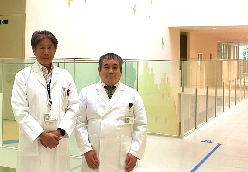 左:病理診断科部長 松岡健太郎、右:病理診断科医員 濱保英樹