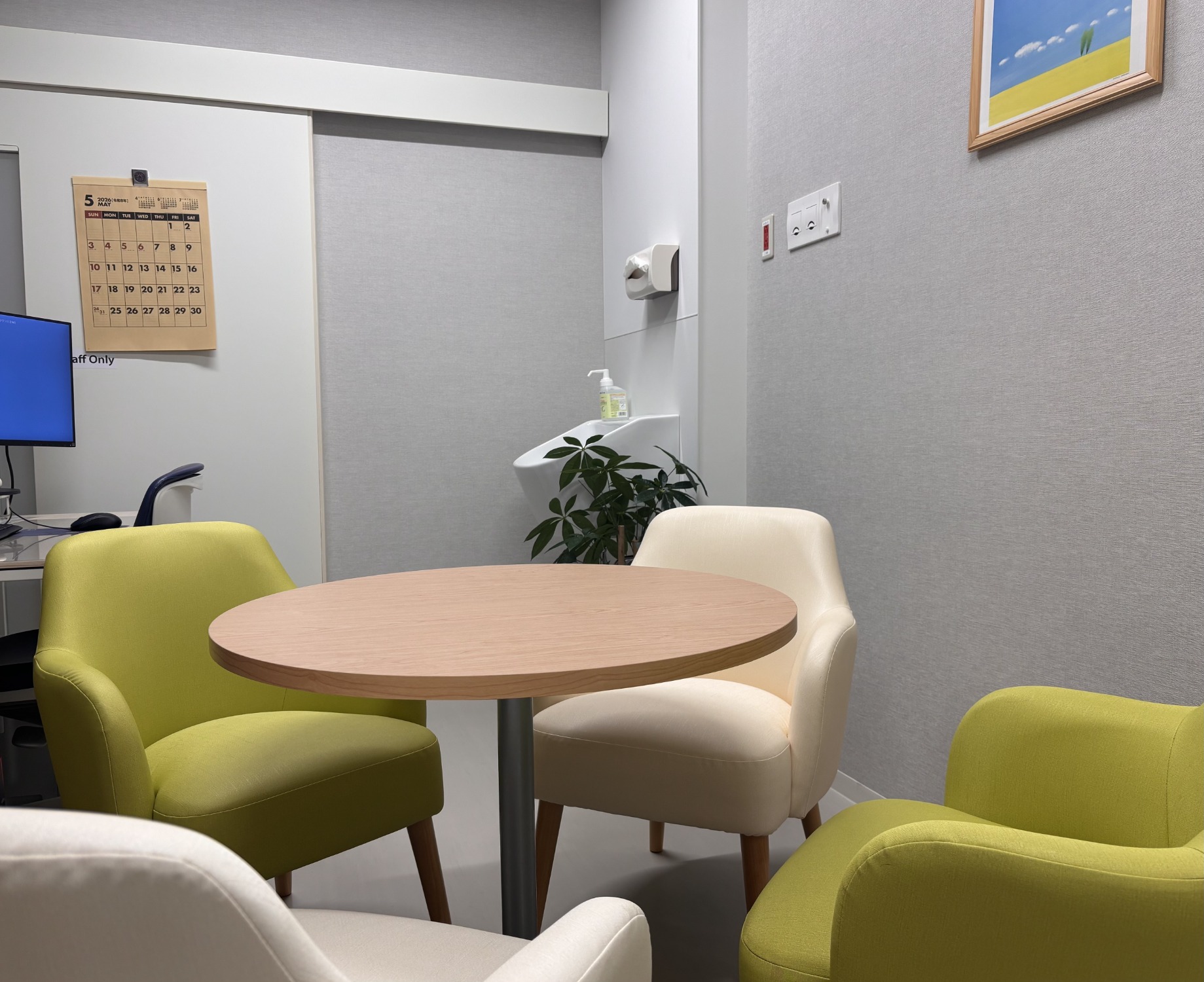 ゲノム診療科の診察室です